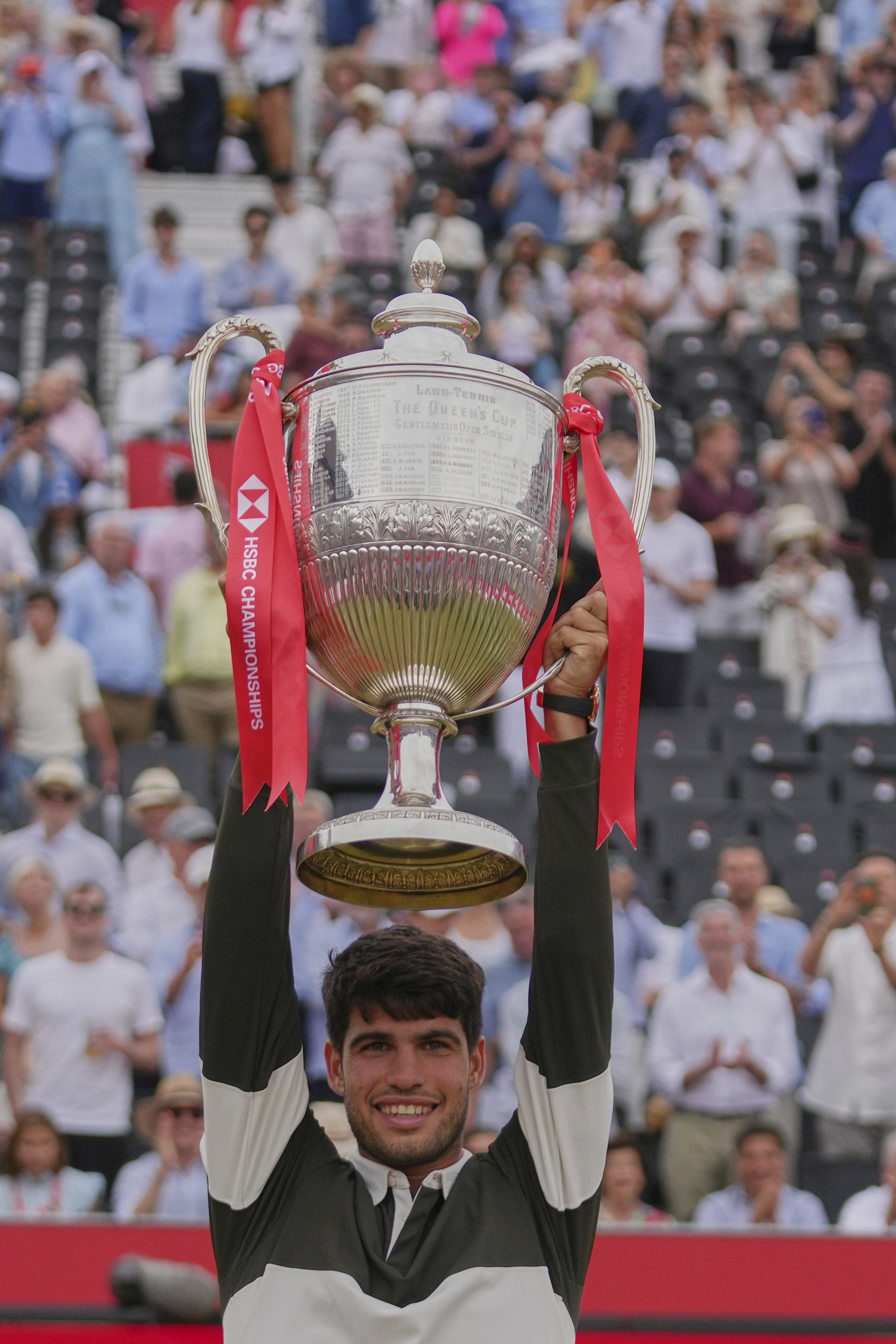 美网横扫戴维斯杯，阿尔卡拉斯点燃赛场