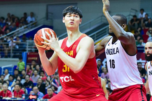 勇士翻盘骑士，王哲林点燃赛场