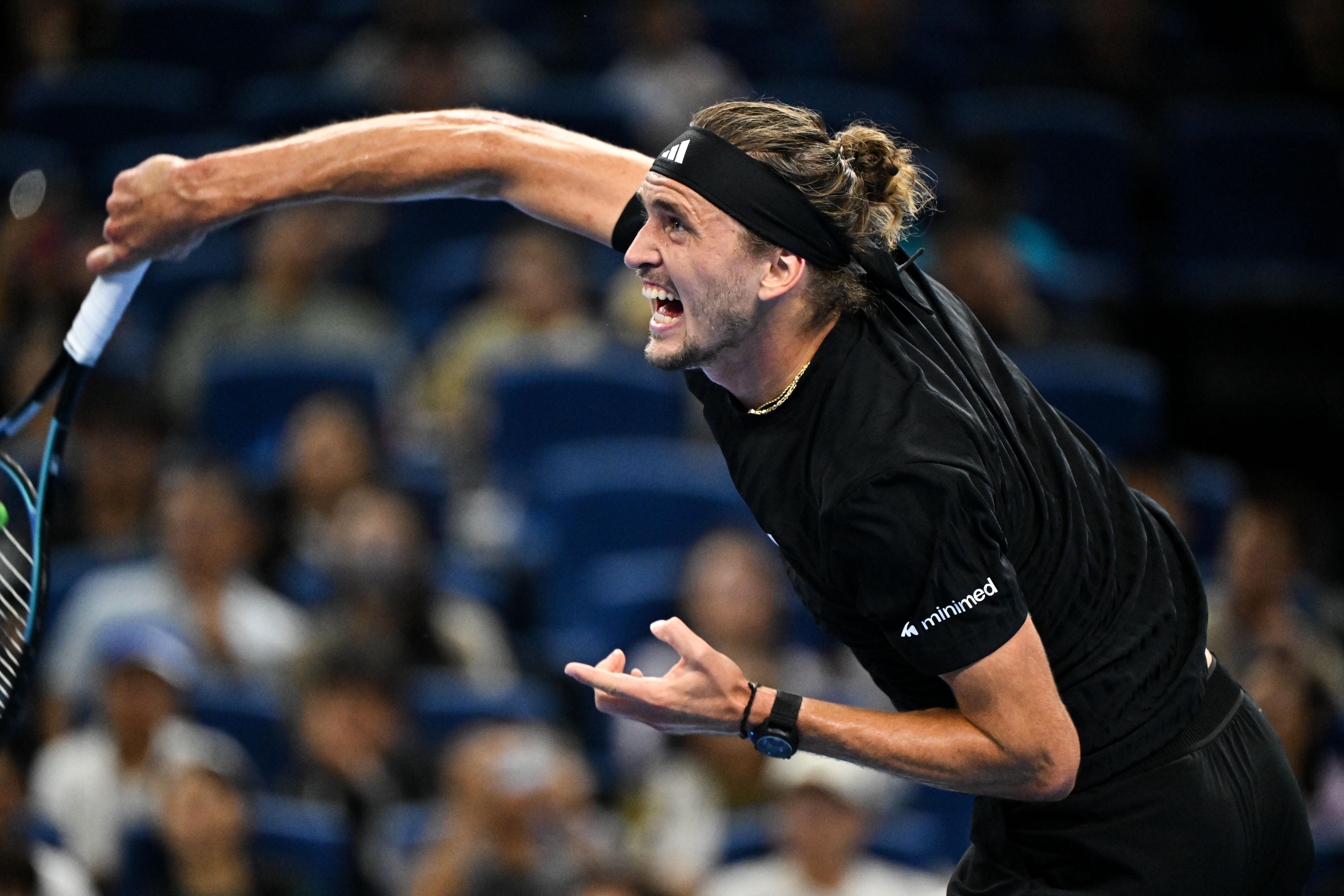 德国网球队血洗意大利网球队，梅德韦杰夫绝境逆转