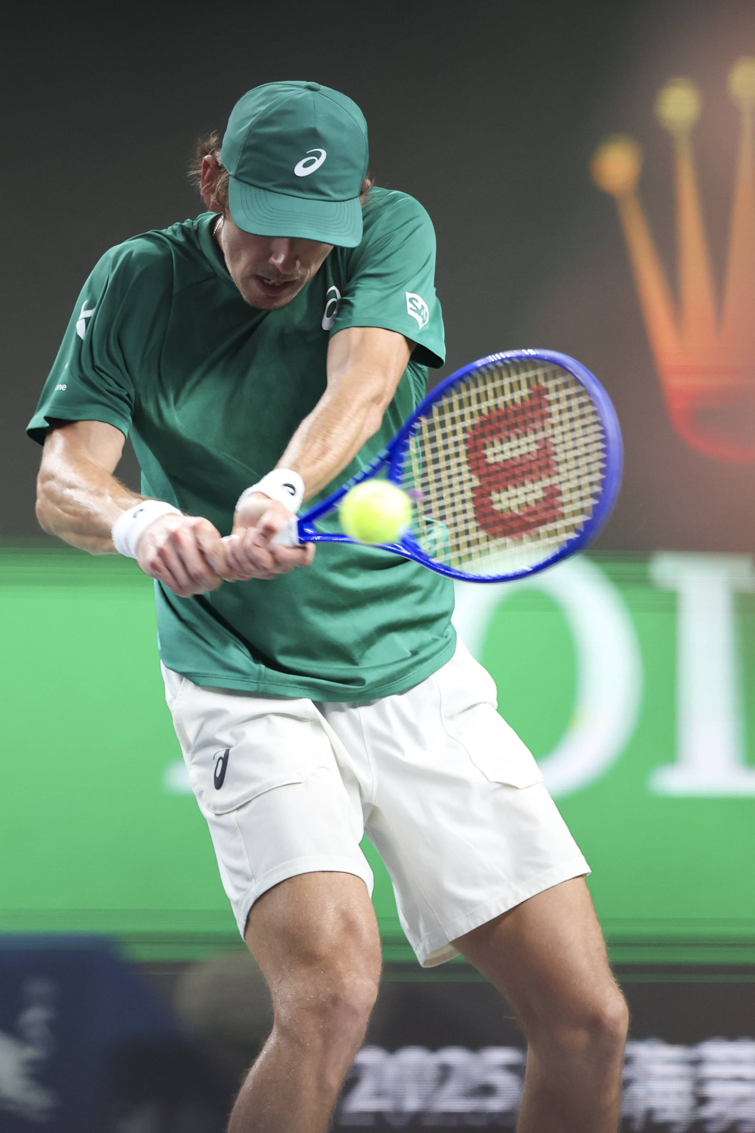 德国网球队血洗意大利网球队，梅德韦杰夫绝境逆转