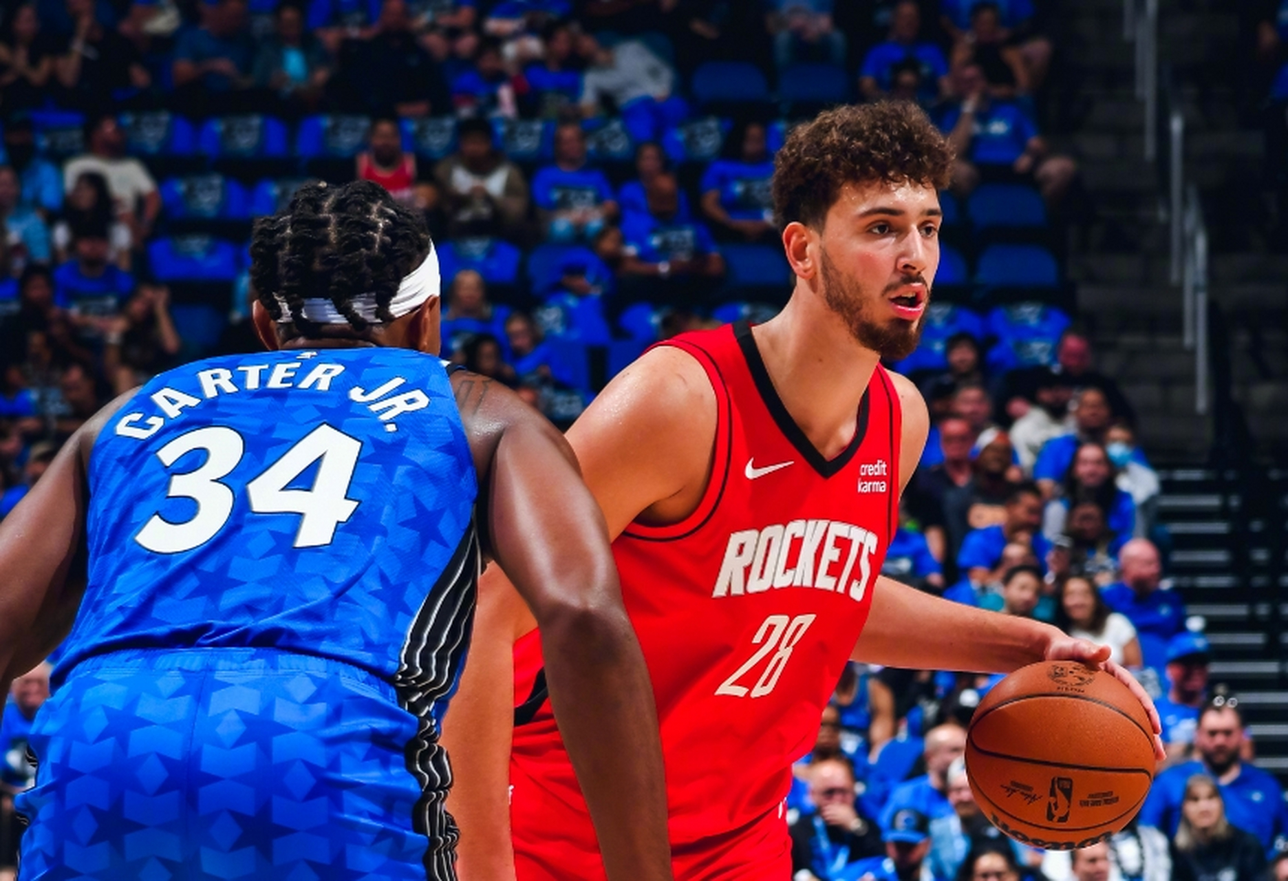 魔术横扫四川队，范弗利特带队取胜