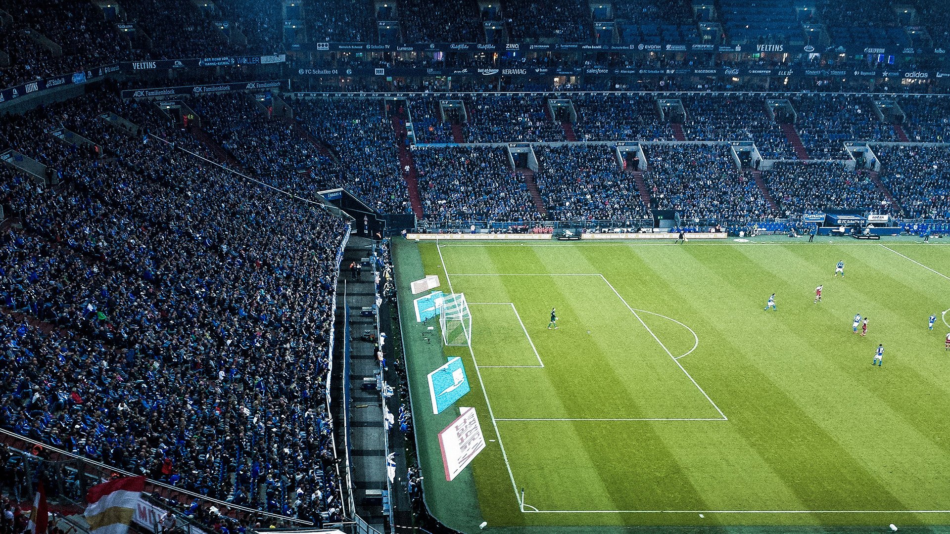 当爱德华兹爆发遇上深圳队，一场跨越现实的篮球狂想