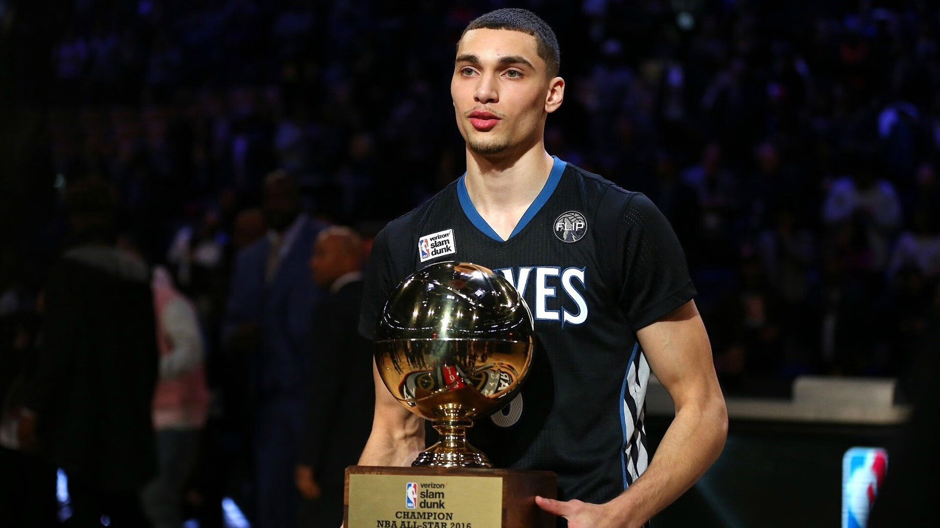 跨界主宰,快船斩落猛龙之夜,杜兰特在德甲争冠战的远程接管